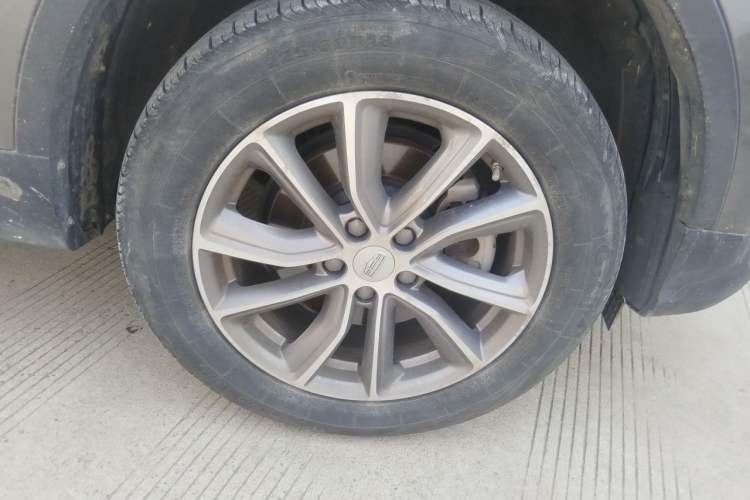 Used Geely Auto Emgrand X7 Sport 2020 1.8TD DCT Two-Wheel Drive Zhiya Model Right Front Wheel Hub