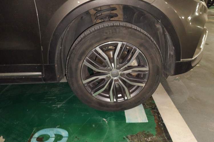 Used Geely Auto Emgrand X7 Sport 2020 1.8TD DCT Smart PRO Right Front Wheel Hub
