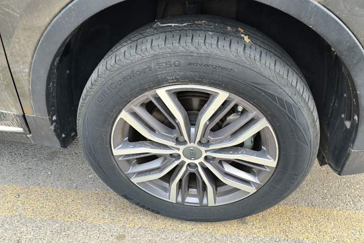 Used Geely Auto Emgrand X7 Sport 2020 1.8TD DCT Smart PRO Right Front Wheel Hub