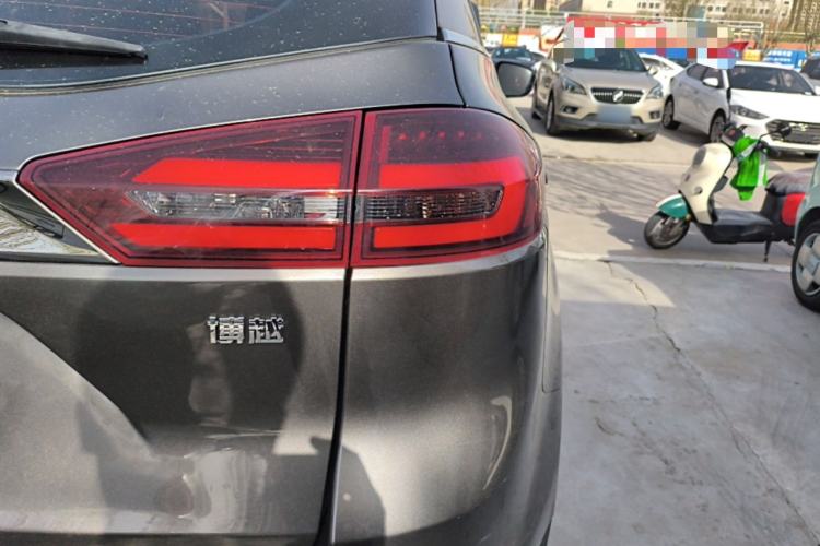 Used Geely Auto Emgrand X7 Sport 2020 1.8TD DCT Two-Wheel Drive Smart Connect 4G-Enabled Version Right Rear Taillight