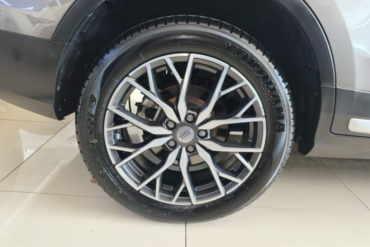 Used Geely Auto Emgrand X7 Sport 2020 1.8TD DCT Zhi Ling PRO Right Rear Wheel Hub