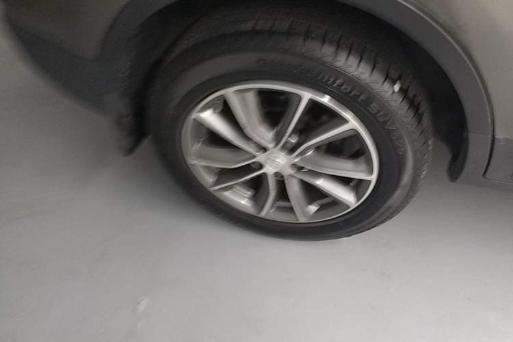 Used Geely Auto Emgrand X7 Sport 2020 1.8TD DCT Two-Wheel Drive Zhiya Model Right Rear Wheel Hub