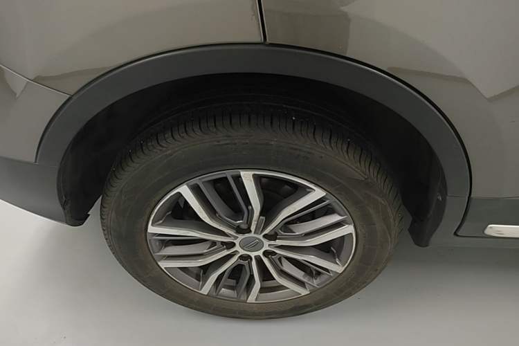 Used Geely Auto Emgrand X7 Sport 2020 1.8TD DCT Smart PRO Right Rear Wheel Hub