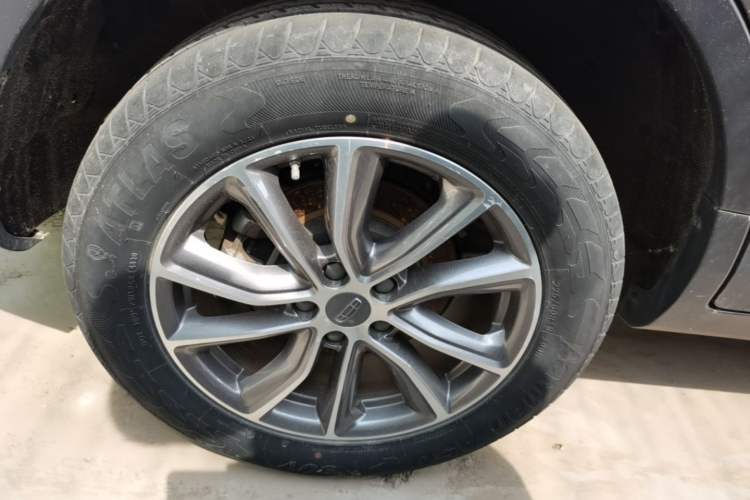 Used Geely Auto Emgrand X7 Sport 2020 1.8TD DCT Two-Wheel Drive Zhiya Model Right Rear Wheel Hub