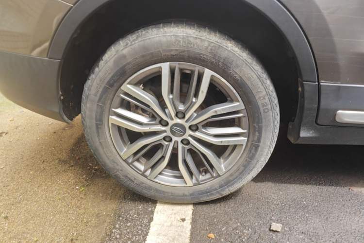 Used Geely Auto Emgrand X7 Sport 2020 1.8TD DCT Smart PRO Right Rear Wheel Hub