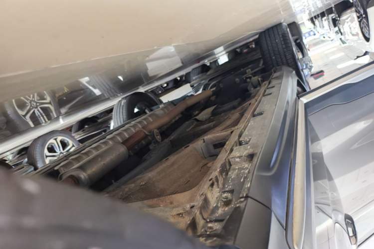 Used Geely Auto Emgrand X7 Sport 2020 1.8TD DCT Zhi Ling PRO Right Side Sill