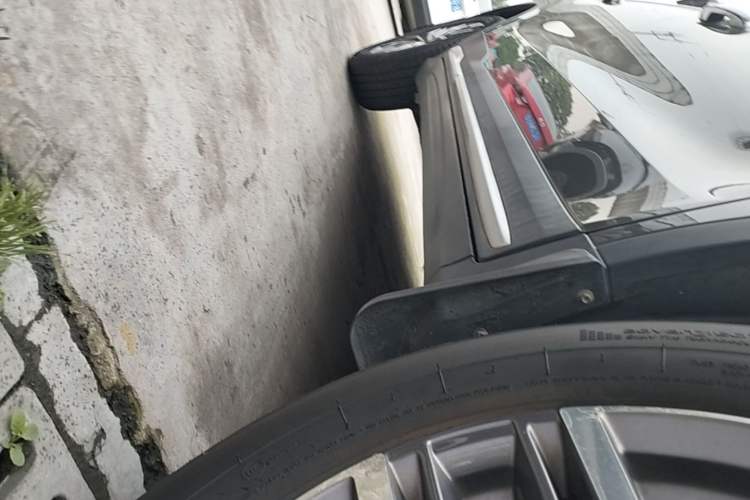 Used Geely Auto Emgrand X7 Sport 2020 1.8TD DCT Smart Connect PRO Right Side Sill