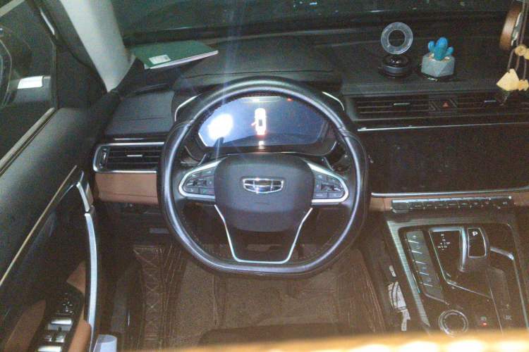 Used Geely Auto Emgrand X7 Sport 2020 1.8TD DCT Zhi Ling PRO Steering Wheel