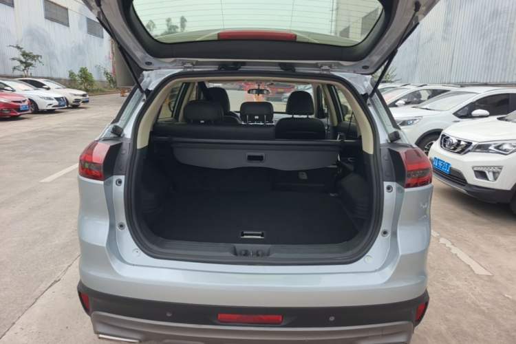 Used Geely Auto Emgrand X7 Sport 2020 1.8TD DCT Two-Wheel Drive Smart Connect 4G-Enabled Version Trunk