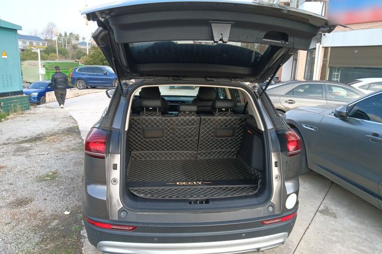 Used Geely Auto Emgrand X7 Sport 2020 1.8TD DCT Smart PRO Trunk