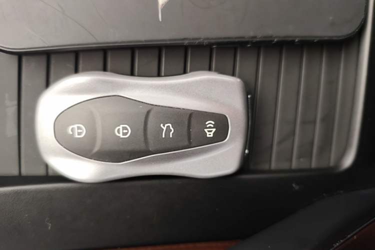 Used Geely Auto Emgrand X7 Sport 2020 1.8TD DCT Zhi Ling PRO Vehicle Key