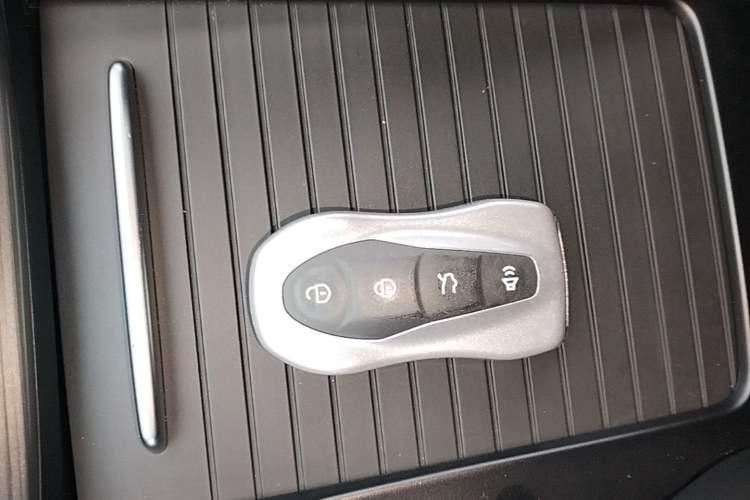 Used Geely Auto Emgrand X7 Sport 2020 1.8TD DCT Smart Connect PRO Vehicle Key