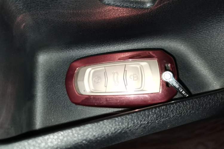 Used Geely Auto Emgrand X7 Sport 2020 1.8TD DCT Two-Wheel Drive Zhiya Model Vehicle Key