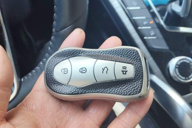 Used Geely Auto Emgrand X7 Sport 2020 1.8TD DCT Smart PRO Vehicle Key