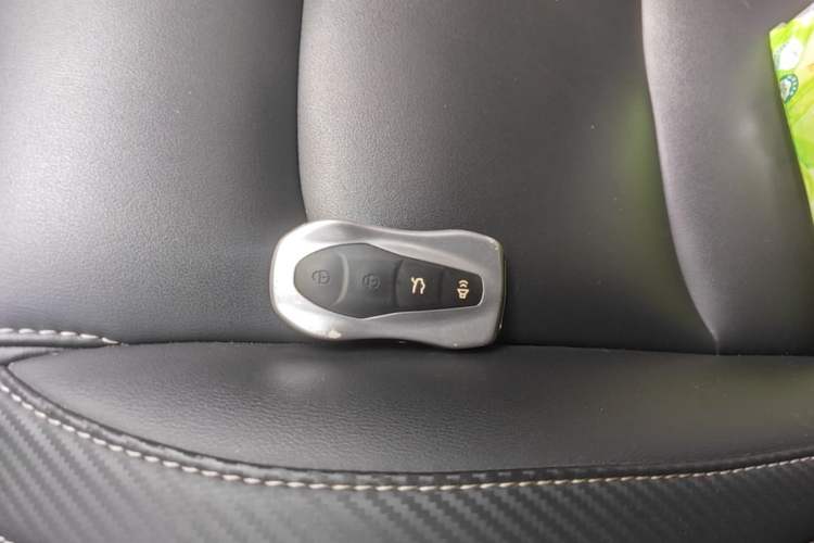 Used Geely Auto Emgrand X7 Sport 2020 1.8TD DCT Smart PRO Vehicle Key