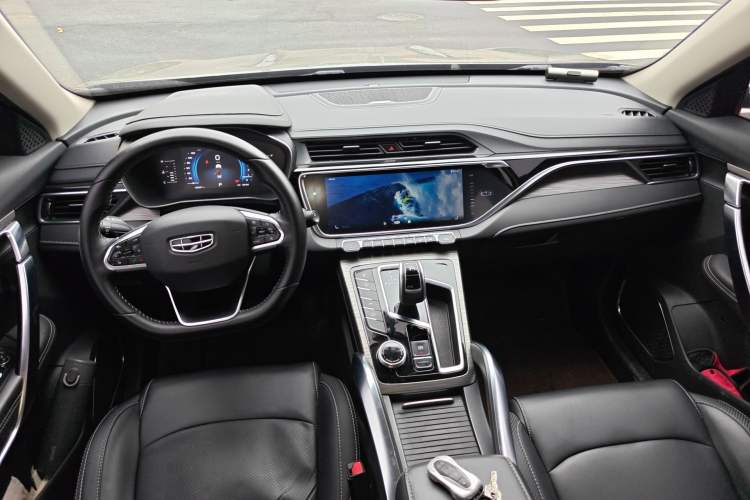 Used Geely Auto Emgrand X7 Sport 2020 1.8TD DCT Smart PRO Center Console