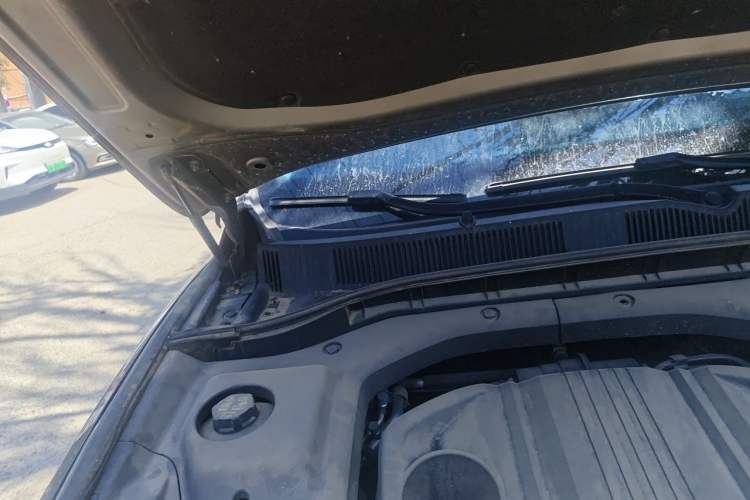 Used Geely Auto Emgrand X7 Sport 2020 1.8TD DCT Smart Connect PRO Engine Bay Right