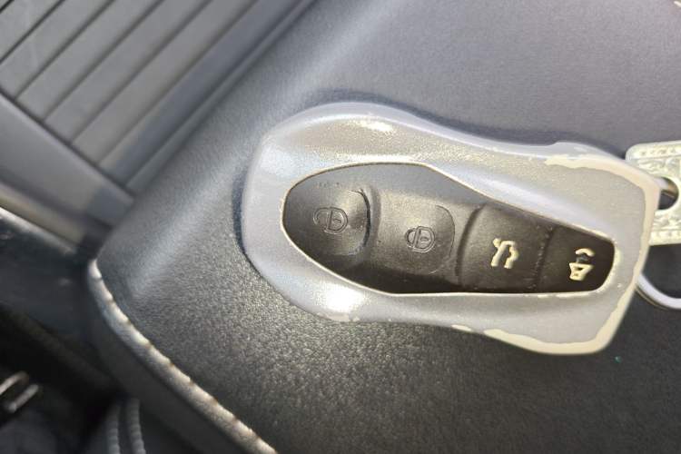 Used Geely Auto Emgrand X7 Sport 2020 1.8TD DCT Smart PRO Vehicle Key