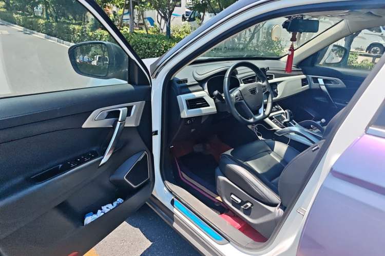 Used Geely Auto Emgrand X7 Sport 2020 1.8TD DCT Two-Wheel Drive Smart Connect 4G-Enabled Version Driver Seat