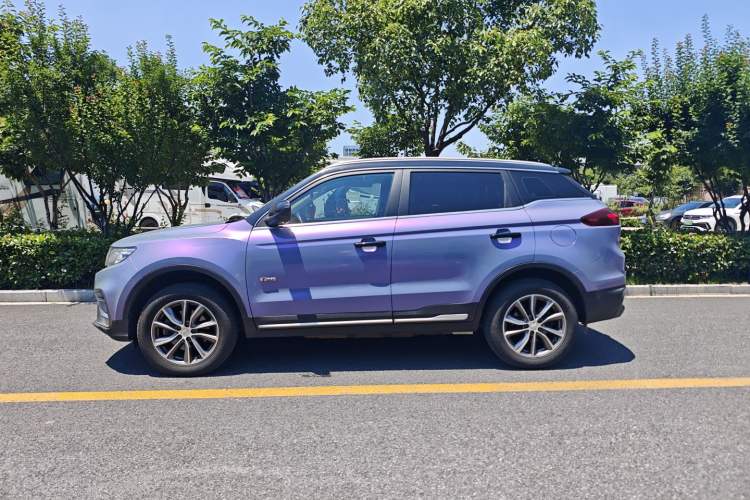 Used Geely Auto Emgrand X7 Sport 2020 1.8TD DCT Two-Wheel Drive Smart Connect 4G-Enabled Version Exterior 2