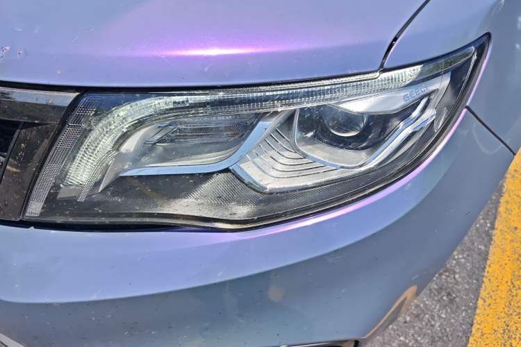 Used Geely Auto Emgrand X7 Sport 2020 1.8TD DCT Two-Wheel Drive Smart Connect 4G-Enabled Version Left Front Headlight