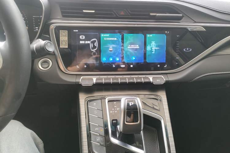Used Geely Auto Emgrand X7 Sport 2020 1.8TD DCT Smart PRO Audio And AC Panel