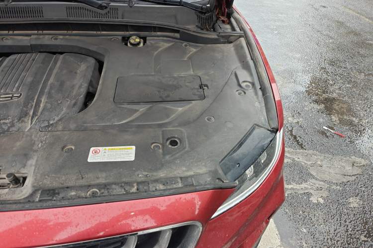 Used Geely Auto Emgrand X7 Sport 2020 1.8TD DCT Smart PRO Engine Bay Left
