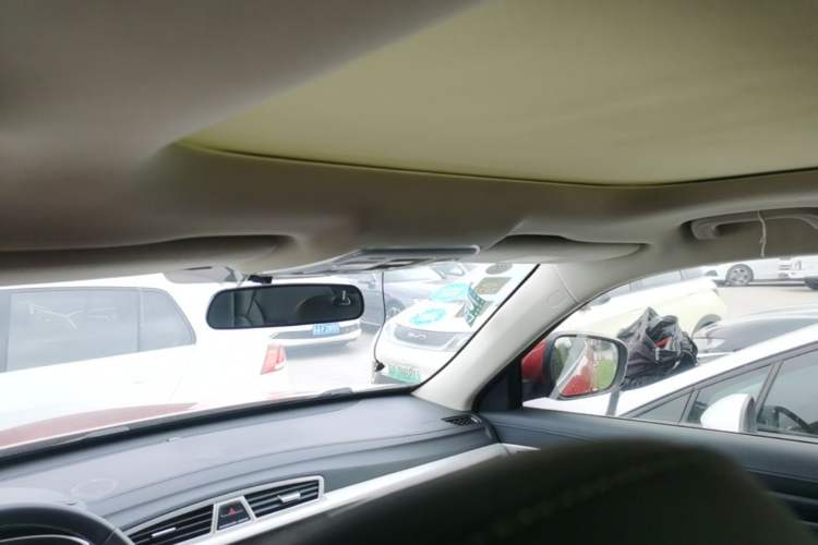 Used Geely Auto Emgrand X7 Sport 2020 1.8TD DCT Two-Wheel Drive Smart Connect 4G-Enabled Version Headliner