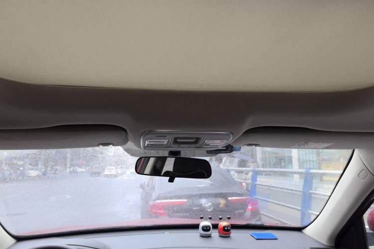 Used Geely Auto Emgrand X7 Sport 2020 1.8TD DCT Two-Wheel Drive Smart Connect 4G-Enabled Version Headliner