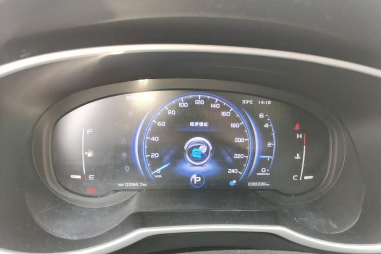 Used Geely Auto Emgrand X7 Sport 2020 1.8TD DCT Two-Wheel Drive Smart Connect 4G-Enabled Version Instrument Cluster
