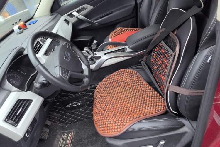Used Geely Auto Emgrand X7 Sport 2020 1.8TD DCT Two-Wheel Drive Smart Connect 4G-Enabled Version Left Front Seat