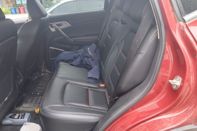 Used Geely Auto Emgrand X7 Sport 2020 1.8TD DCT Two-Wheel Drive Smart Connect 4G-Enabled Version Left Rear Seat