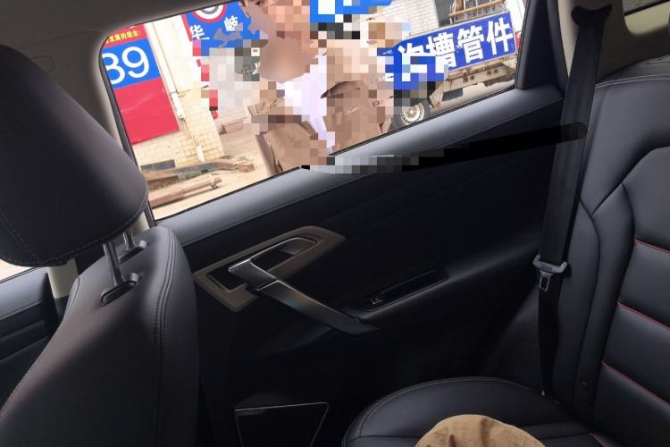 Used Geely Auto Emgrand X7 Sport 2020 1.8TD DCT Two-Wheel Drive Smart Connect 4G-Enabled Version Left Rear Seat