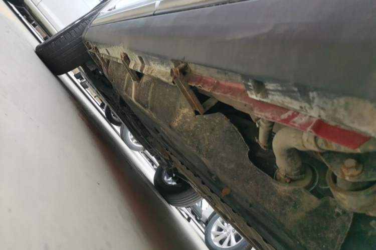Used Geely Auto Emgrand X7 Sport 2020 1.8TD DCT Two-Wheel Drive Smart Connect 4G-Enabled Version Left Side Sill