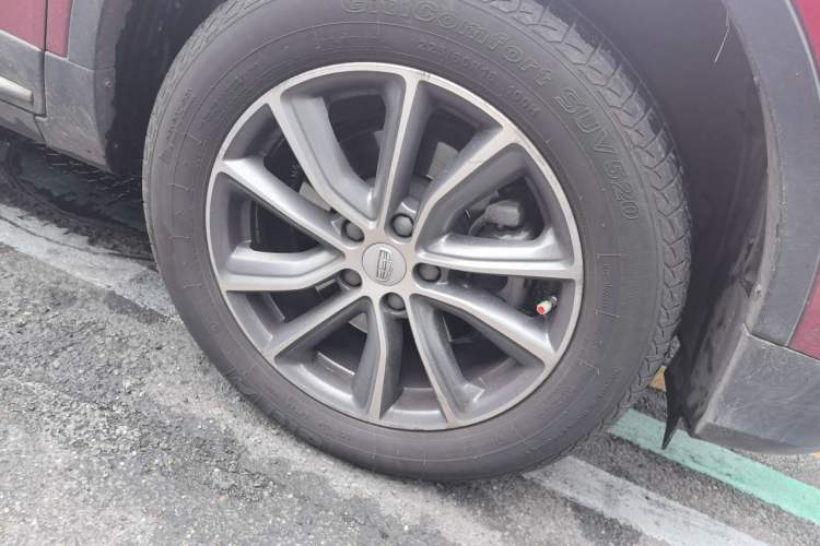 Used Geely Auto Emgrand X7 Sport 2020 1.8TD DCT Two-Wheel Drive Smart Connect 4G-Enabled Version Right Front Wheel Hub