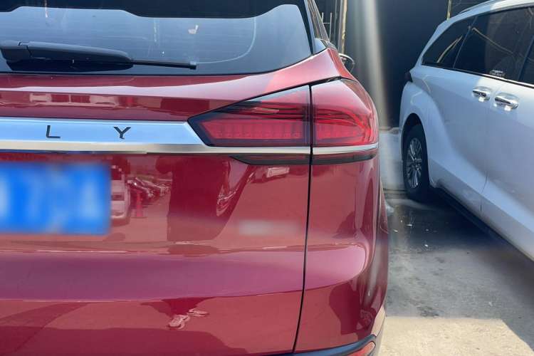 Used Geely Auto Emgrand X7 Sport 2020 1.5TD Automatic Smart Connect PRO Right Rear Taillight