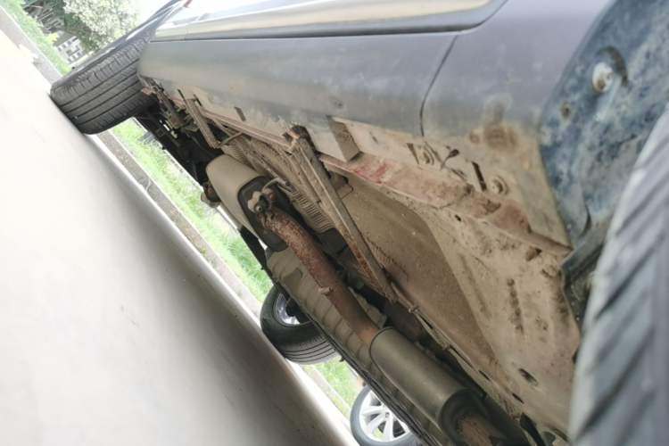 Used Geely Auto Emgrand X7 Sport 2020 1.8TD DCT Two-Wheel Drive Smart Connect 4G-Enabled Version Right Side Sill