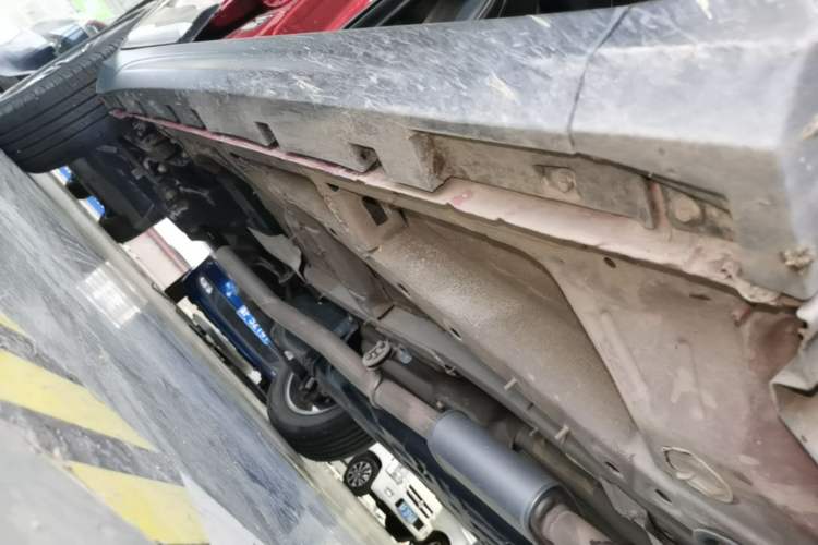 Used Geely Auto Emgrand X7 Sport 2020 1.8TD DCT Smart PRO Right Side Sill