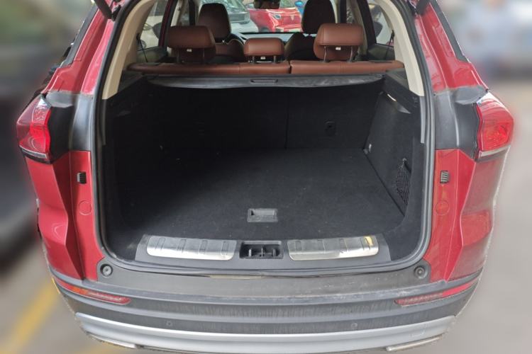 Used Geely Auto Emgrand X7 Sport 2020 1.8TD DCT Zhi Ling PRO Trunk