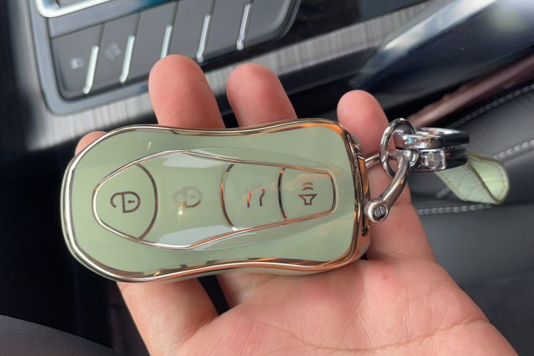 Used Geely Auto Emgrand X7 Sport 2020 1.5TD Automatic Smart Connect PRO Vehicle Key