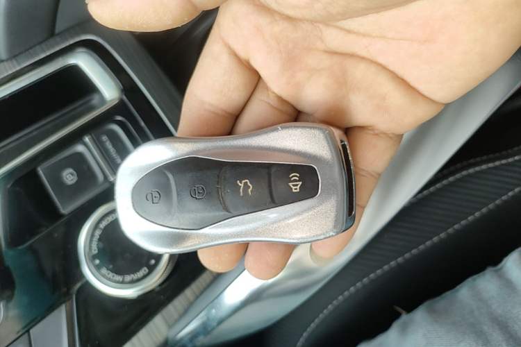 Used Geely Auto Emgrand X7 Sport 2020 1.8TD DCT Smart PRO Vehicle Key
