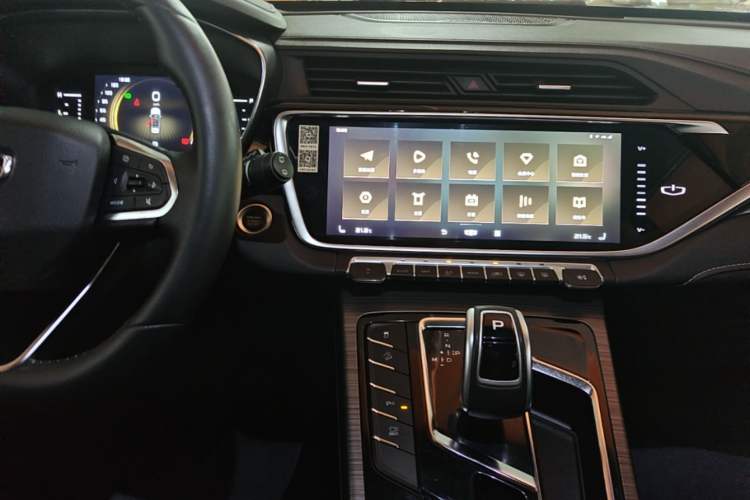 Used Geely Auto Emgrand X7 Sport 2020 1.8TD DCT Smart PRO Audio And AC Panel
