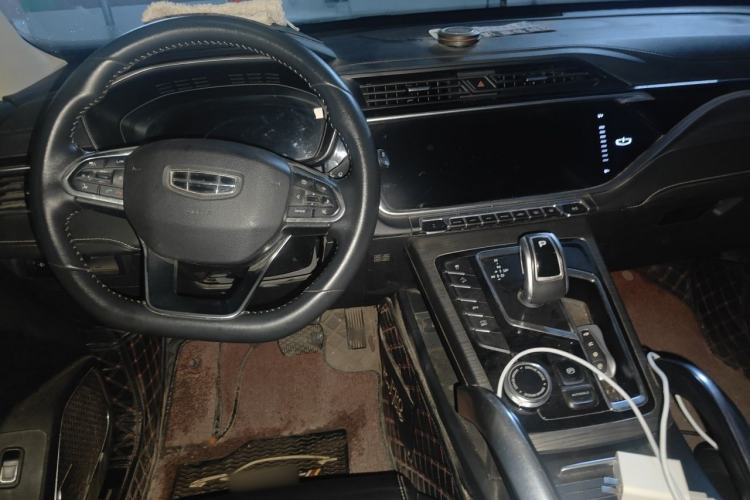 Used Geely Auto Emgrand X7 Sport 2020 1.8TD DCT ZhiZun PRO Center Console