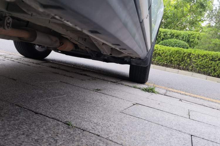 Used Geely Auto Emgrand X7 Sport 2020 1.5TD Automatic Smart Connect PRO Chassis Rear Right