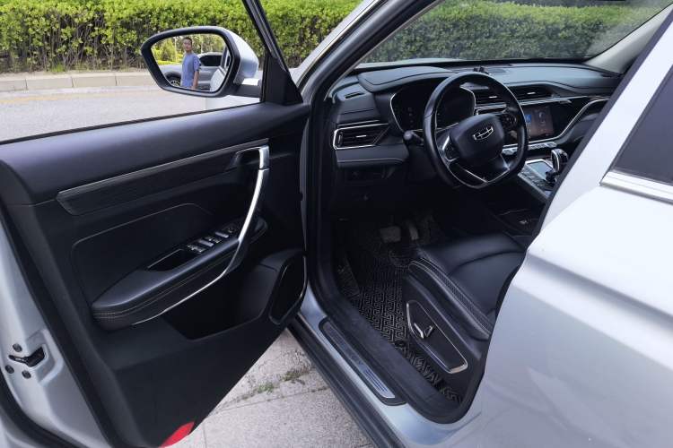 Used Geely Auto Emgrand X7 Sport 2020 1.5TD Automatic Smart Connect PRO Driver Seat