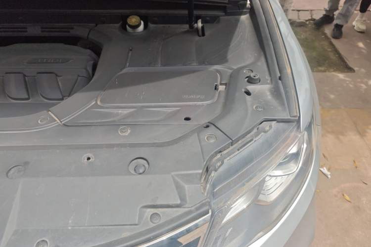 Used Geely Auto Emgrand X7 Sport 2020 1.8TD DCT Two-Wheel Drive Smart Connect 4G-Enabled Version Engine Bay Left