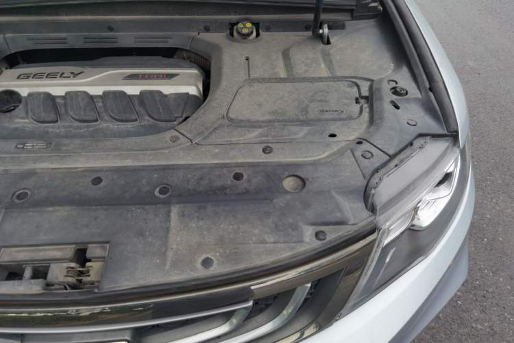 Used Geely Auto Emgrand X7 Sport 2020 1.8TD DCT Two-Wheel Drive Smart Connect 4G-Enabled Version Engine Bay Left