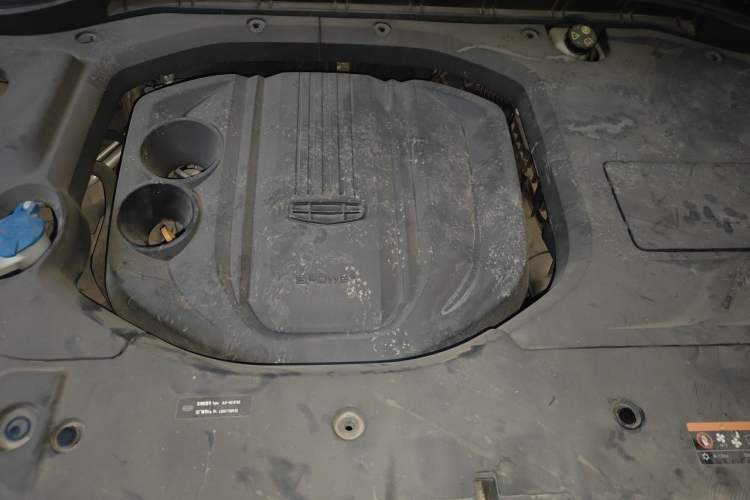 Used Geely Auto Emgrand X7 Sport 2020 1.8TD DCT ZhiZun PRO Engine Bay