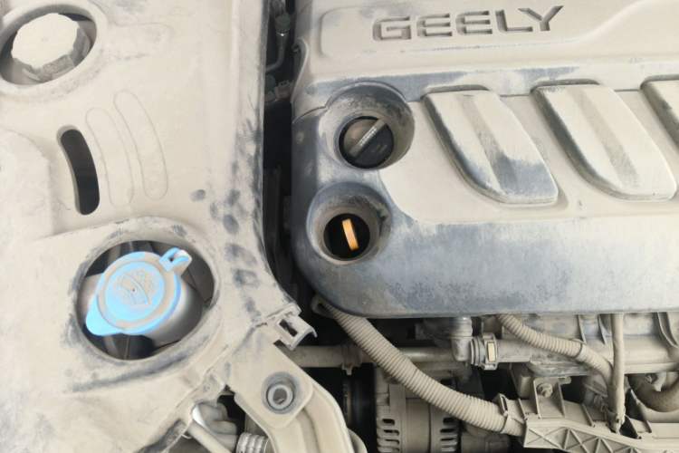 Used Geely Auto Emgrand X7 Sport 2020 1.8TD DCT Two-Wheel Drive Smart Connect 4G-Enabled Version Engine Bay Right