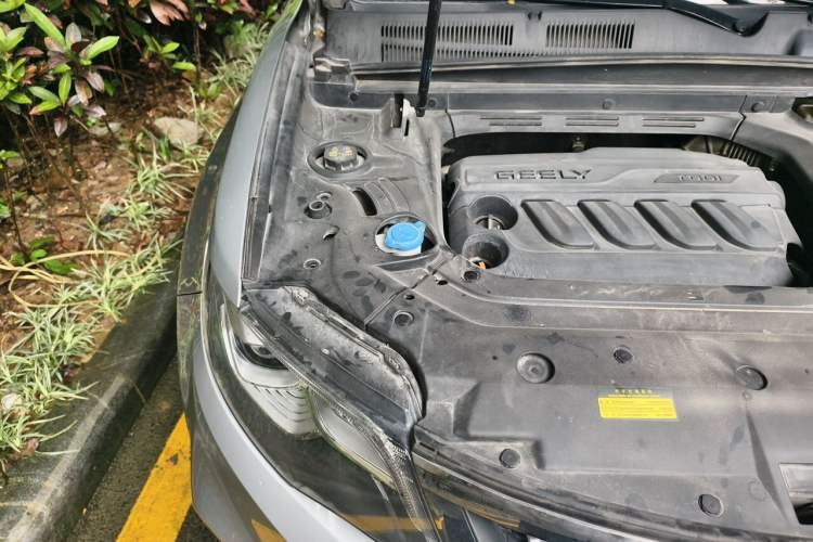 Used Geely Auto Emgrand X7 Sport 2020 1.8TD DCT Two-Wheel Drive Smart Connect 4G-Enabled Version Engine Bay Right